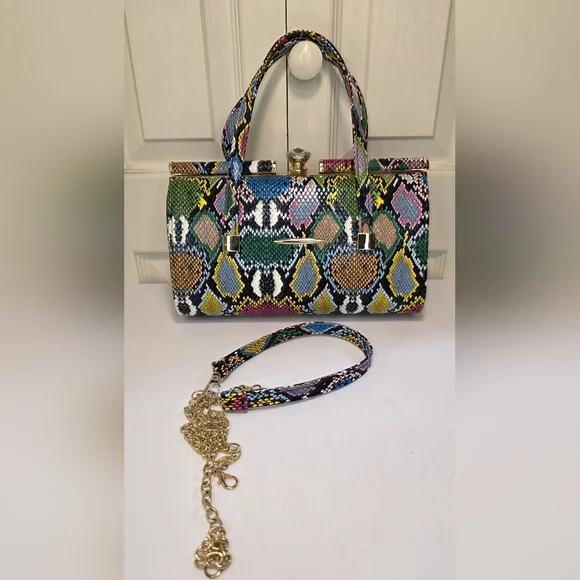 Women's Snakeskin Effect Ankel Bootie Pointed Toe Size 9 - Picture 5 of 5